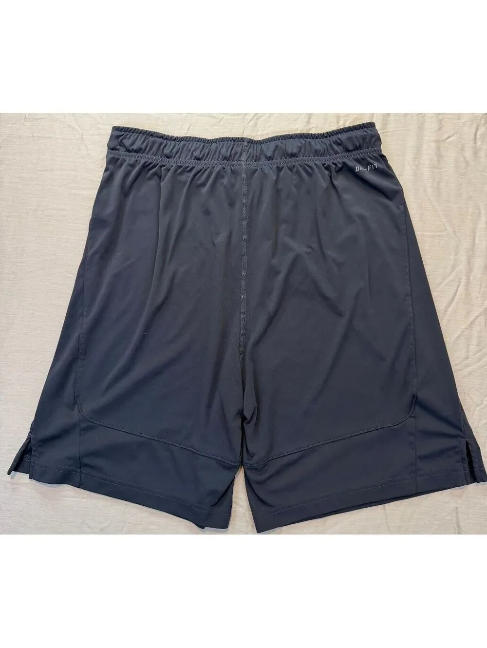 Nike Dri-FIT Men's Charcoal Gray Athletic Shorts Size L with Elastic Waistband